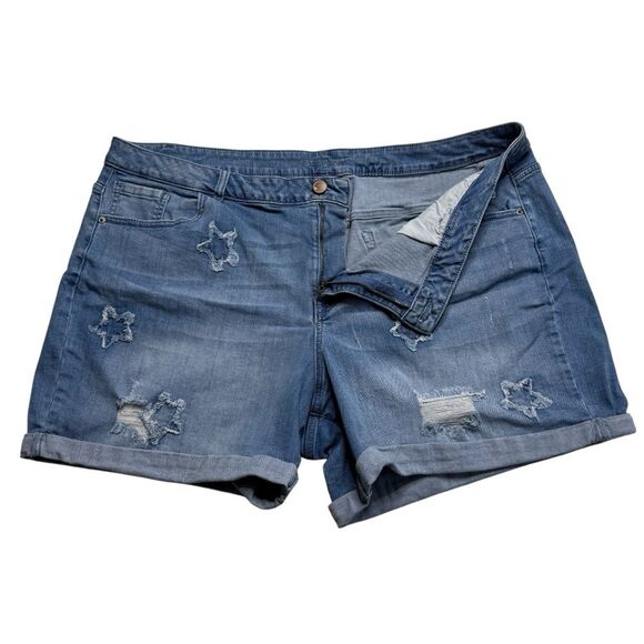 Lane Bryant Distressed Star Denim Shorts Roll Cuffs Plus Sz 26 - Picture 4 of 14